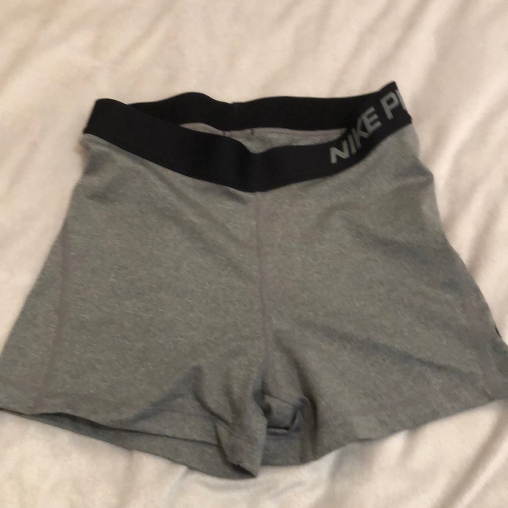 NEVER WORN gray Nike spandex